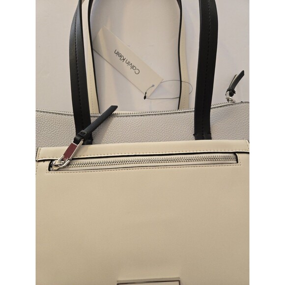 Calvin Klein Women's Hadley Tote Bag 2 in 1 Vegan Leather 5 Pockets Black/White - Picture 11 of 11